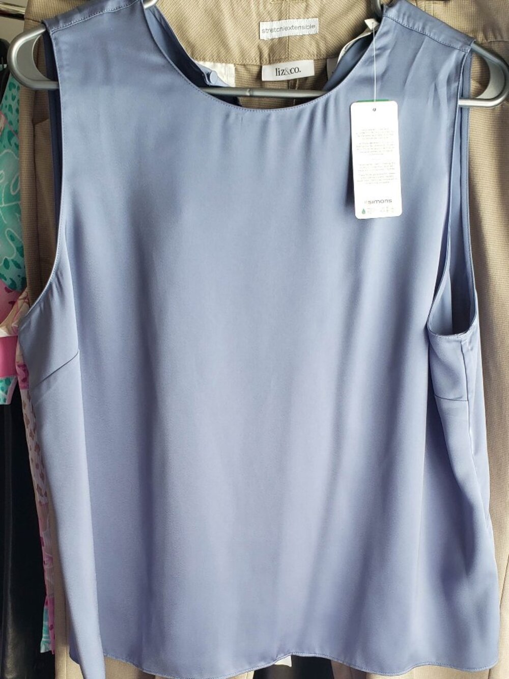 Simon's Contemporaire Steel Blue size L Satin tank